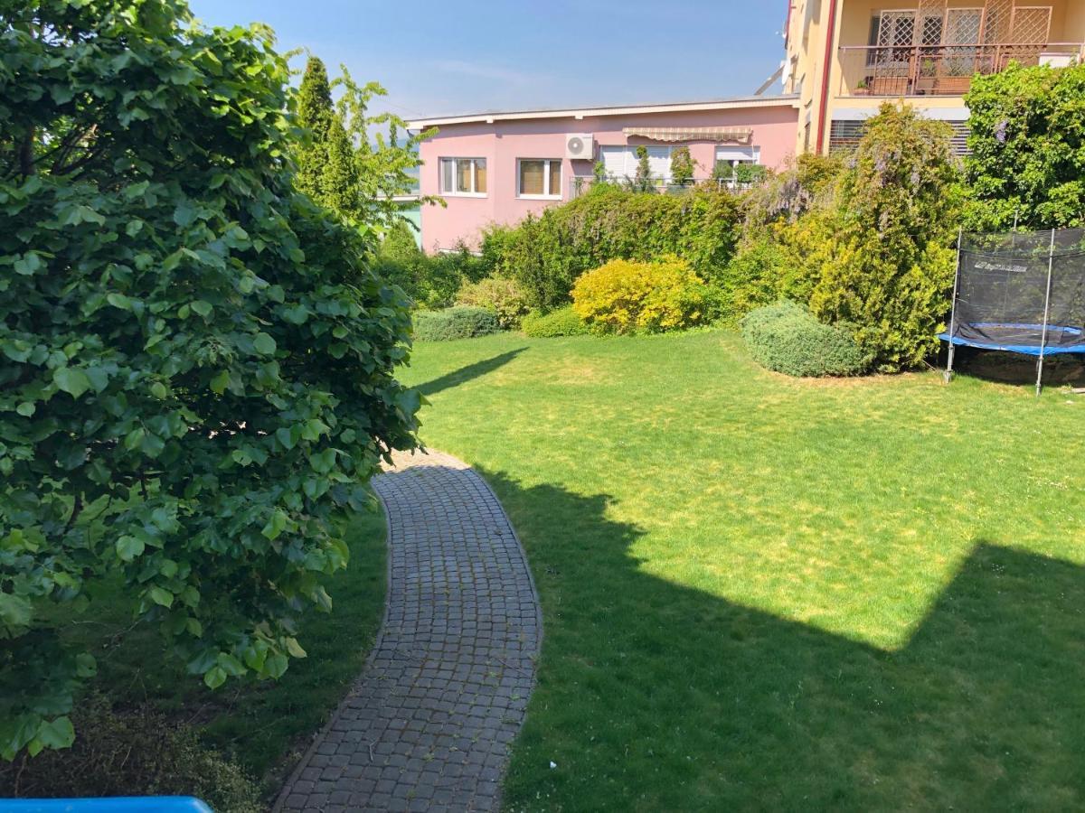 Terrace Apartment S 1 Spalnou Sofia-Parking & Wifi Bratislava Exterior photo